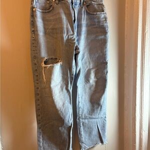 Madewell Distressed Straight Leg Jeans Light Wash Raw Hem